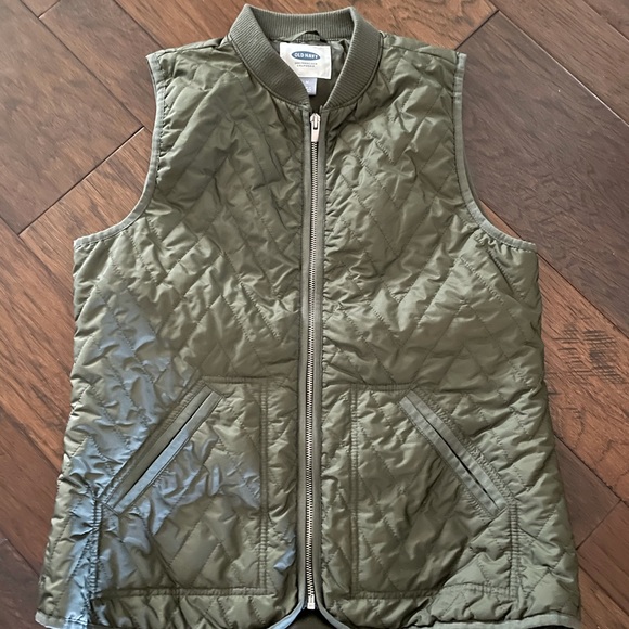 Old Navy Jackets & Blazers - OLD NAVY quilted vest